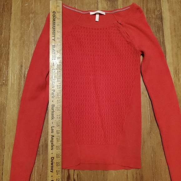 Victoria's Secret Knit Red Sweater Hook and Eye Shoulder Detail sz Small fitted - Picture 6 of 10